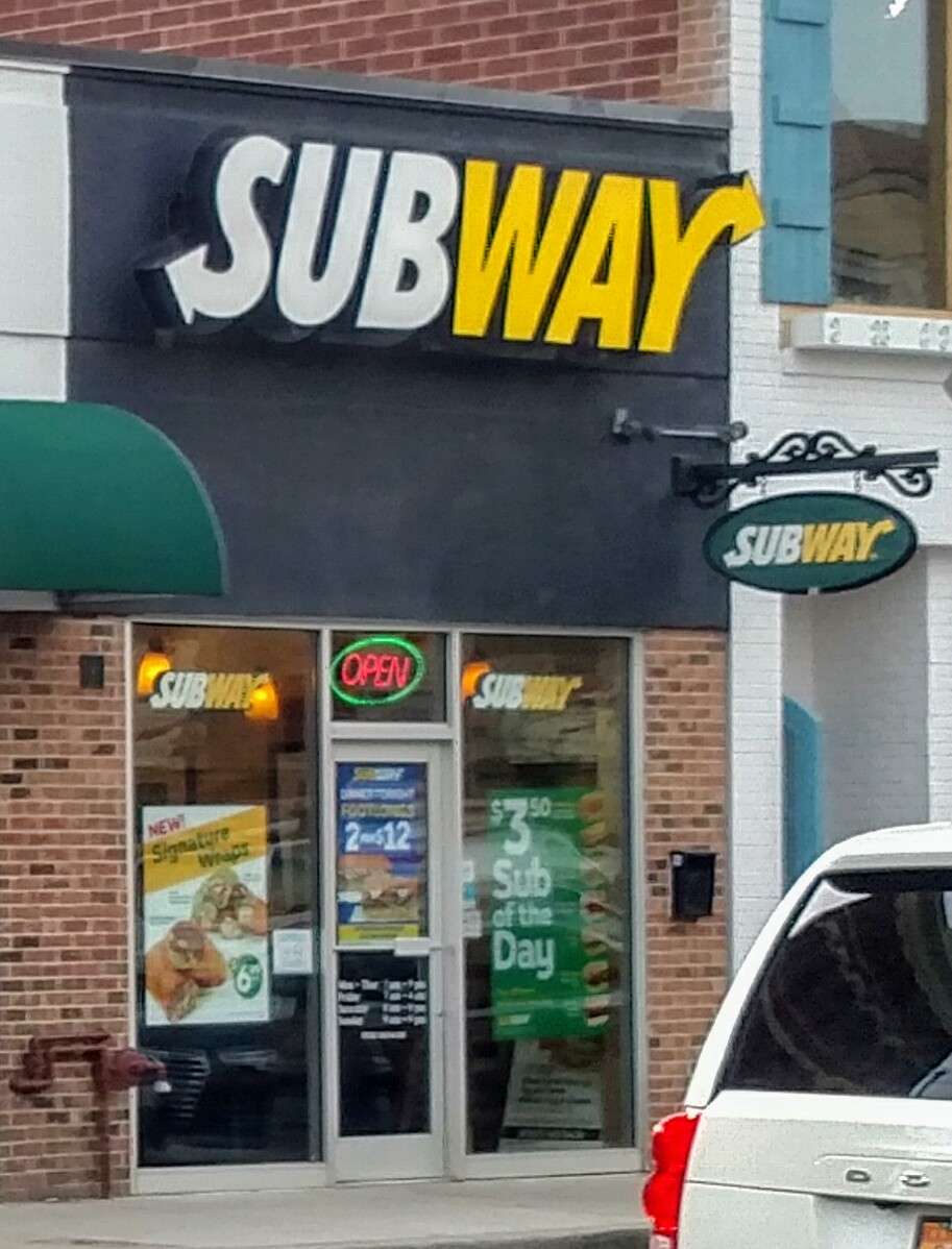 Subway | 2008 N Halsted St, Chicago, IL 60614, USA | Phone: (773) 698-8056