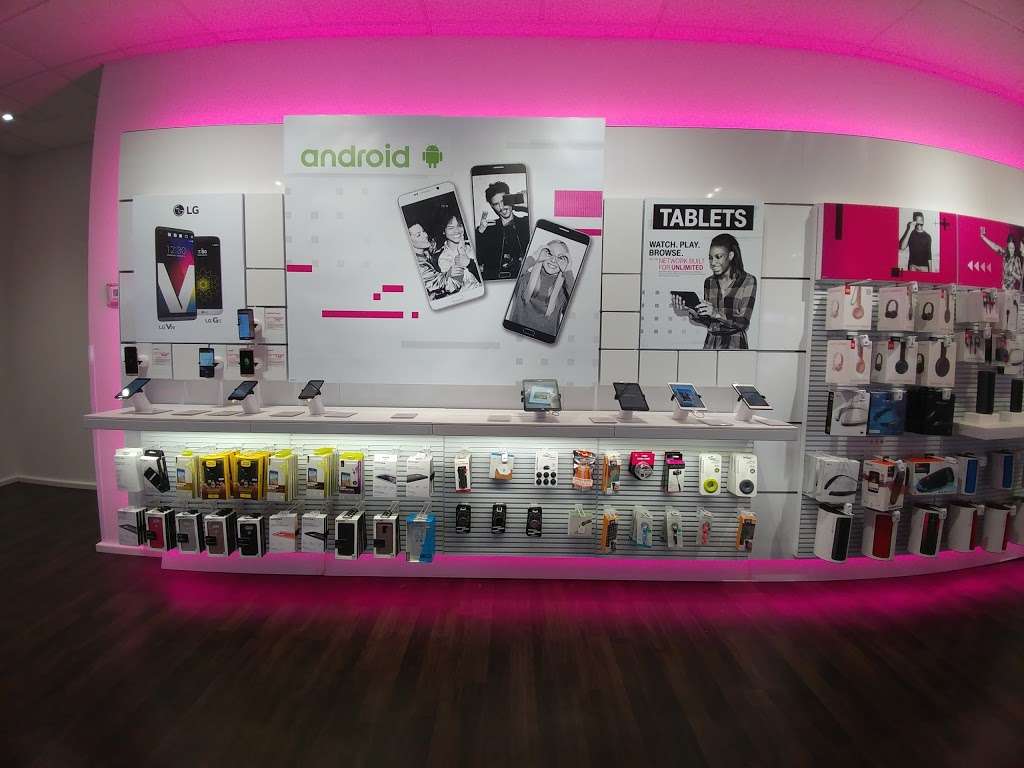 T-Mobile | 565 Route 18 S, East Brunswick, NJ 08816, USA | Phone: (732) 651-8972