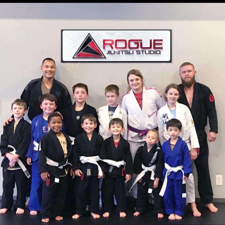 Rogue Jiu-Jitsu Studio | 801 Patriot Way, Flower Mound, TX 75028, USA | Phone: (214) 585-3865