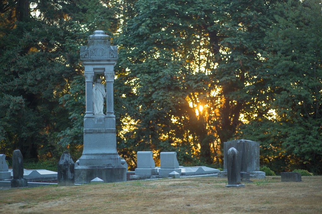 Saint Patricks Cemetery | S. 204 St. and, Orillia Rd S, Kent, WA 98032, USA | Phone: (253) 838-2240