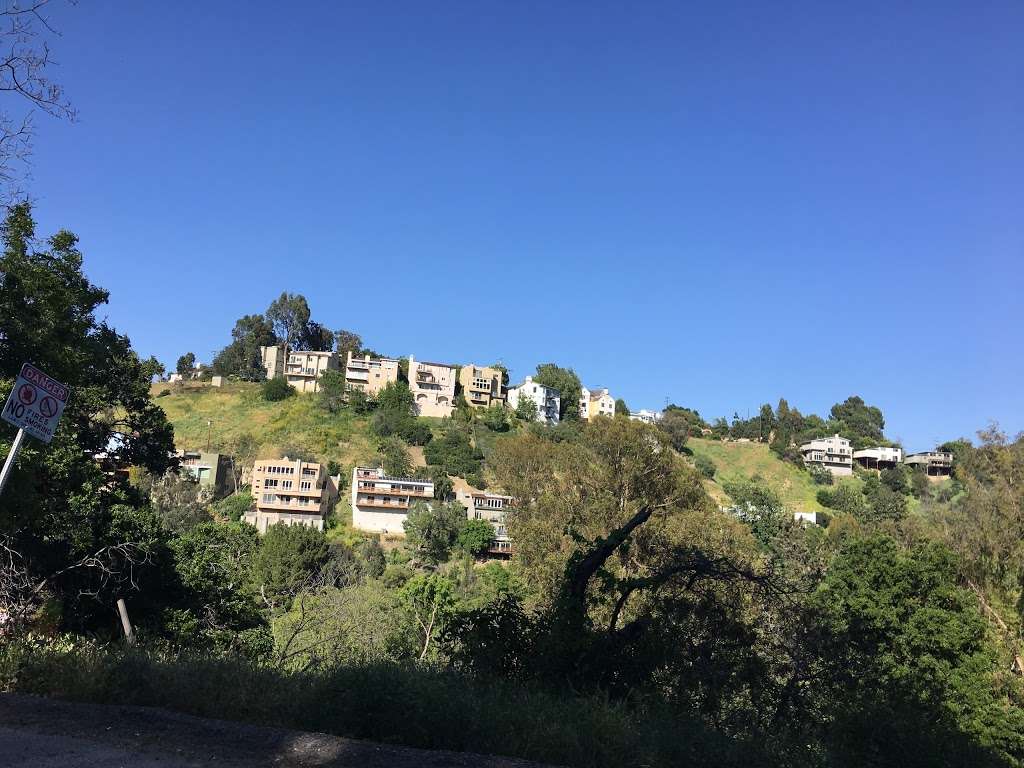 Coldwater Canyon Open Space | 8260 Mulholland Drive, Los Angeles, CA 90046 | Phone: (818) 753-4600