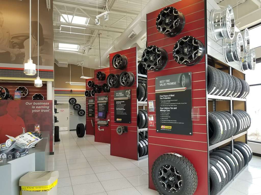 Les Schwab Tire Center | 10489 Chambers Rd, Commerce City, CO 80022, USA | Phone: (303) 287-4159