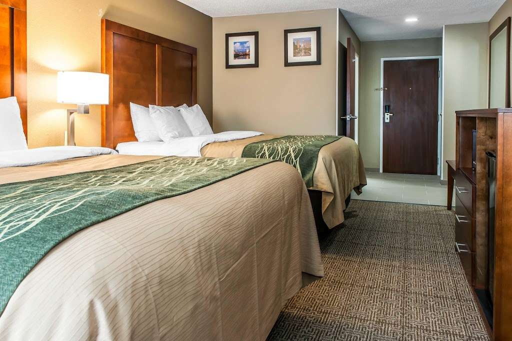 Comfort Inn Airport | 6107 Cambridge Way, Plainfield, IN 46168, USA | Phone: (317) 204-3768