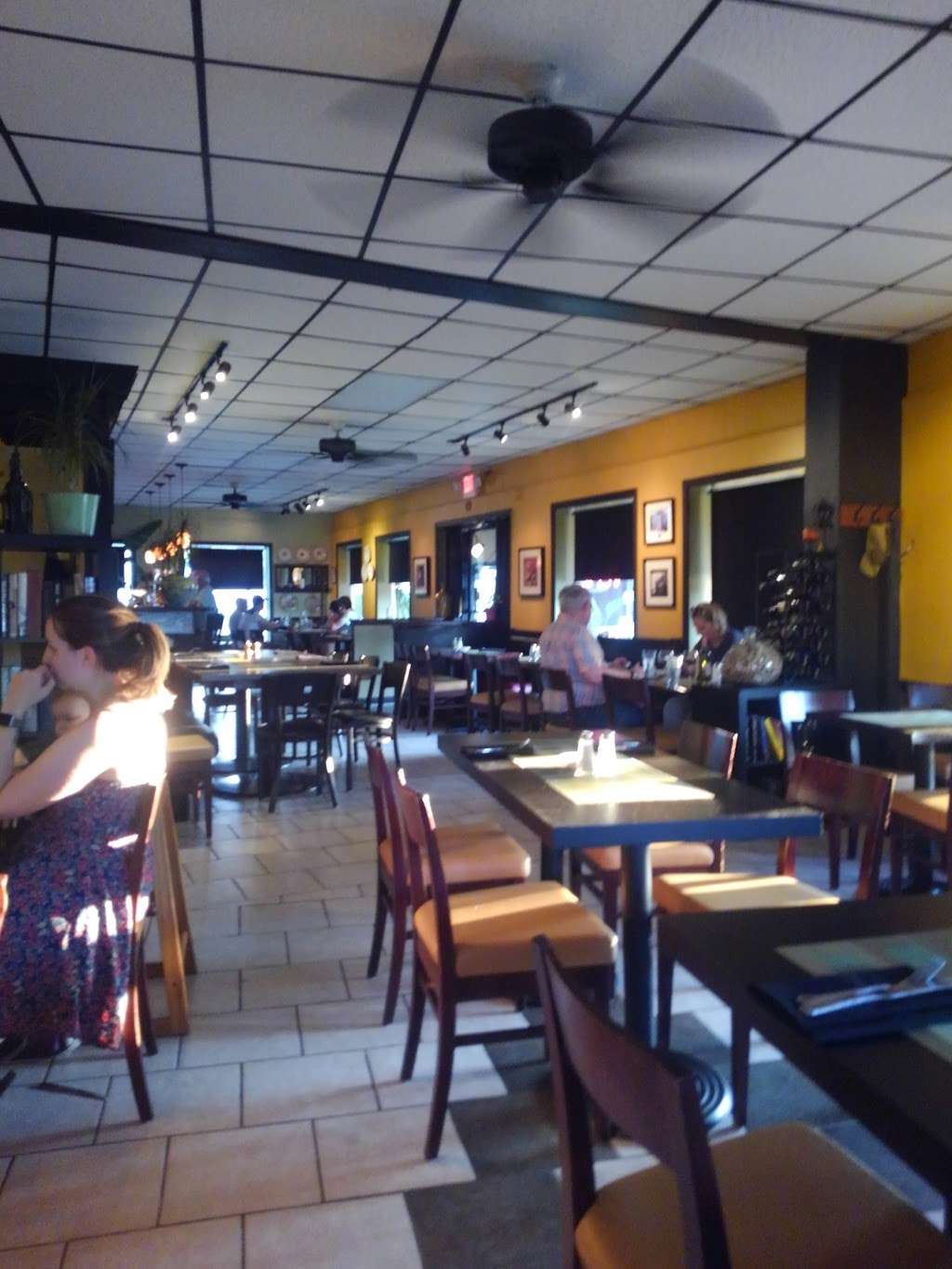 Osteria 510 Italian Kitchen | 510 S Royal Ave, Front Royal, VA 22630, USA | Phone: (540) 631-1101