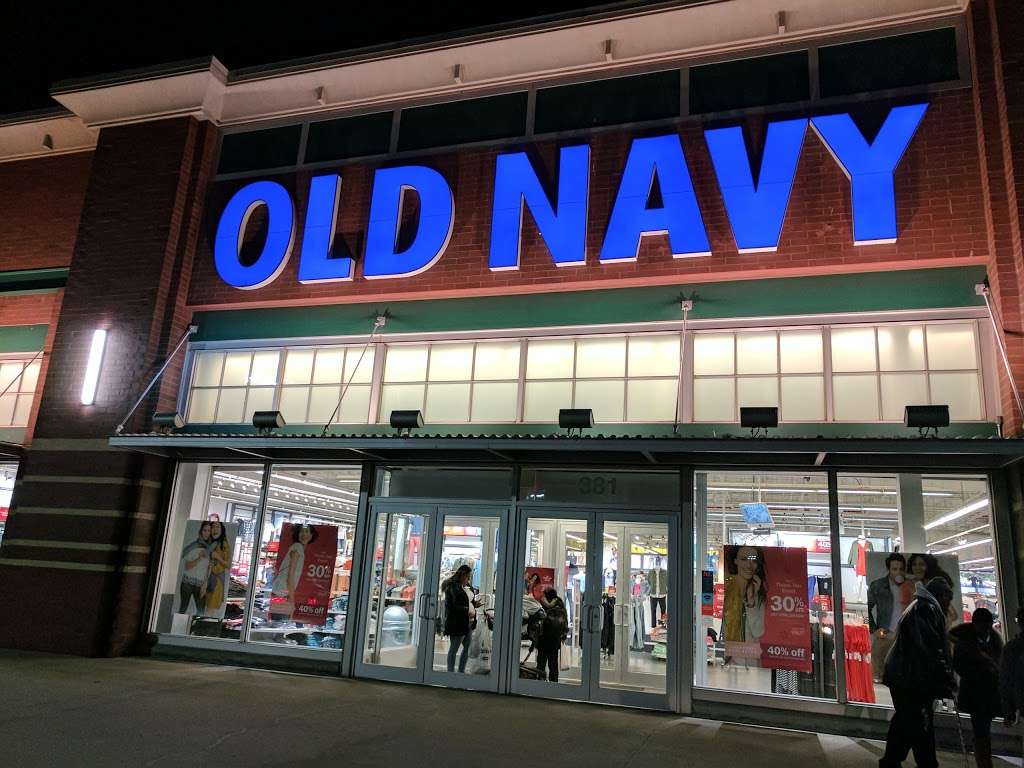 Old Navy | 381 Gateway Dr, Brooklyn, NY 11239, USA | Phone: (718) 235-4756