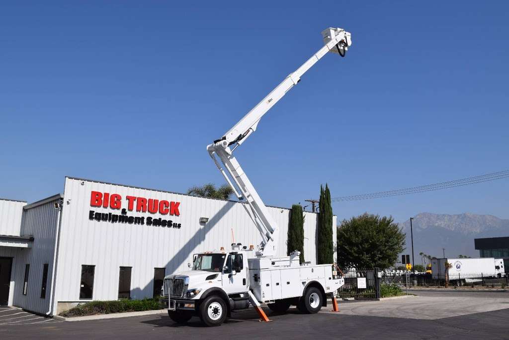 Big Truck & Equipment Sales | 14557 Randall Ave, Fontana, CA 92335, USA | Phone: (909) 600-7555