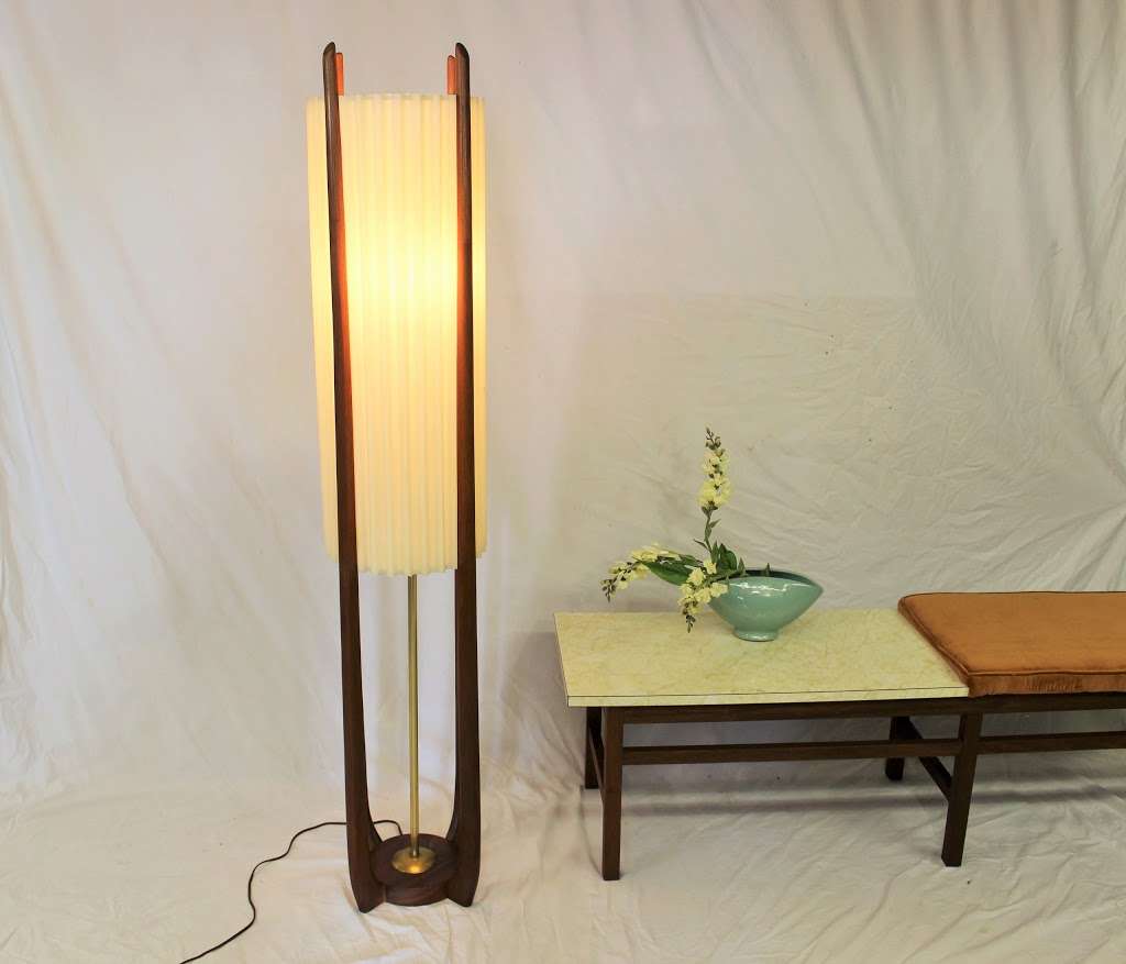 Gre-Stuff ~Specializing in Mid Century Modern furniture and acce | Online store only, 379 Liberty St #106, Rockland, MA 02370 | Phone: (508) 345-5658