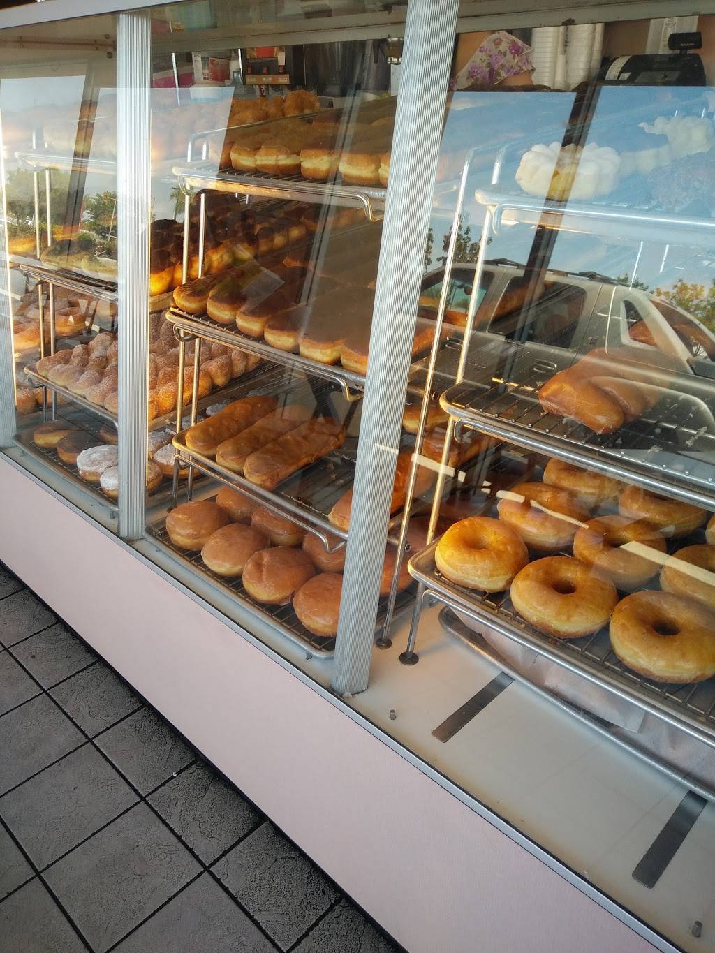 Rainbow Donuts | 13812 Brookhurst St, Garden Grove, CA 92843, USA | Phone: (714) 638-2283