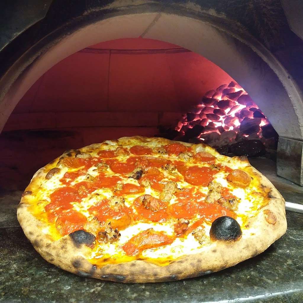 HG Coal Fired Pizza (Warrington Pizza) | 626 Easton Rd, Warrington, PA 18976, USA | Phone: (215) 343-4550