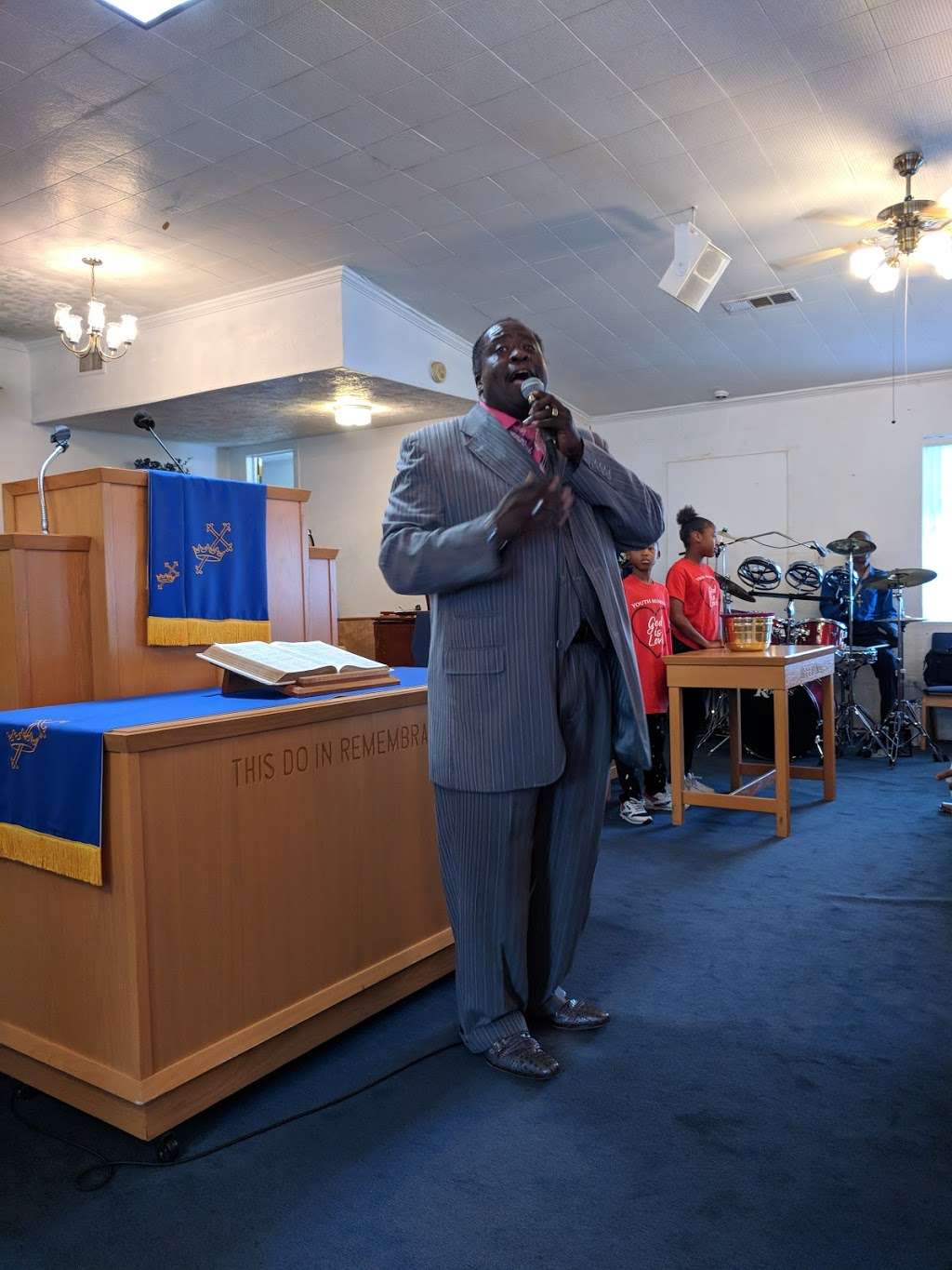 Denley Drive Missionary Baptist | 1519 S Denley Dr, Dallas, TX 75216, USA | Phone: (214) 941-5224