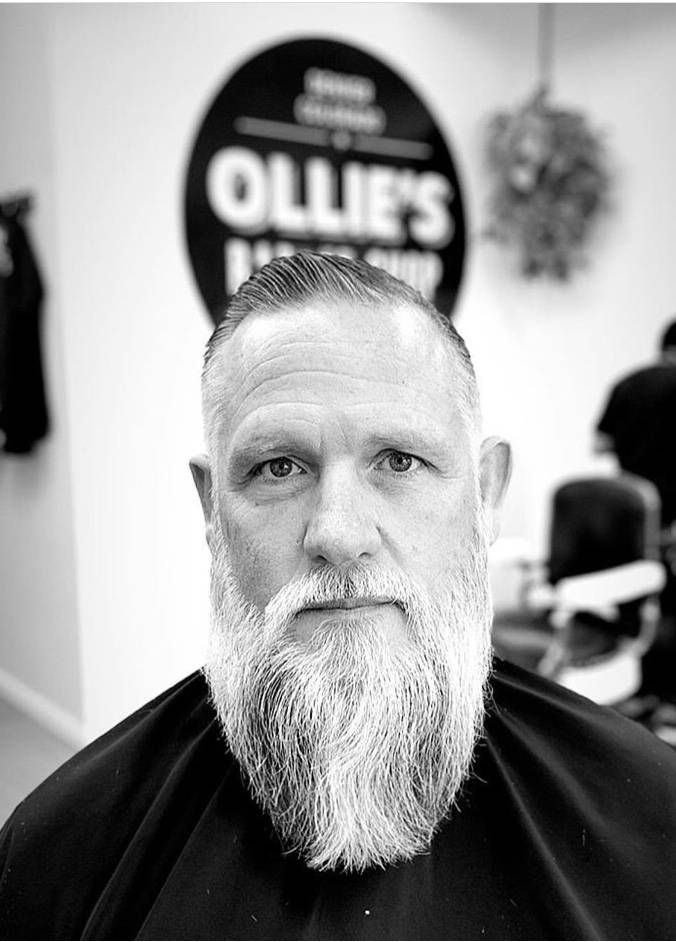 Ollies Barbershop | 4218, 616 E Kentucky Ave, Denver, CO 80209, USA | Phone: (720) 675-8265