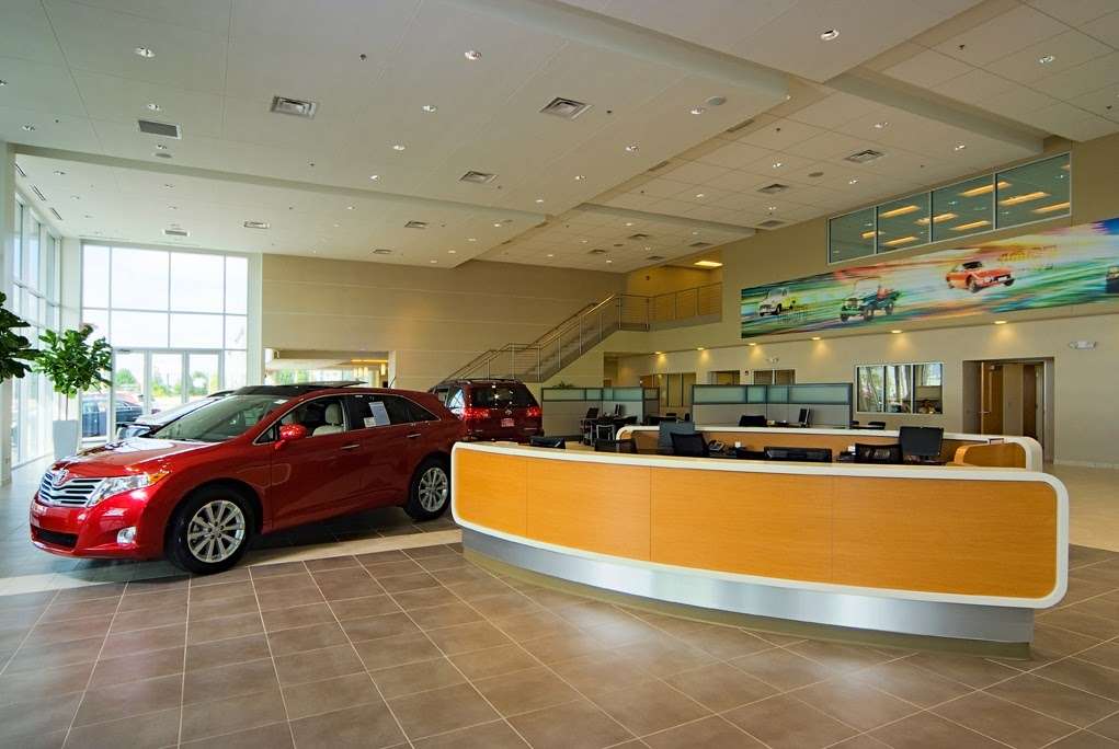 Toyota of Naperville | 1488 Ogden Ave, Naperville, IL 60540 | Phone: (630) 357-1578