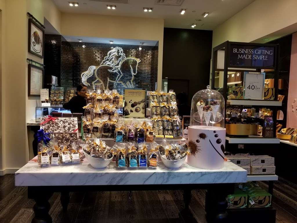 Godiva Chocolatier | 3200 S Las Vegas Blvd, Las Vegas, NV 89109 | Phone: (702) 369-5832