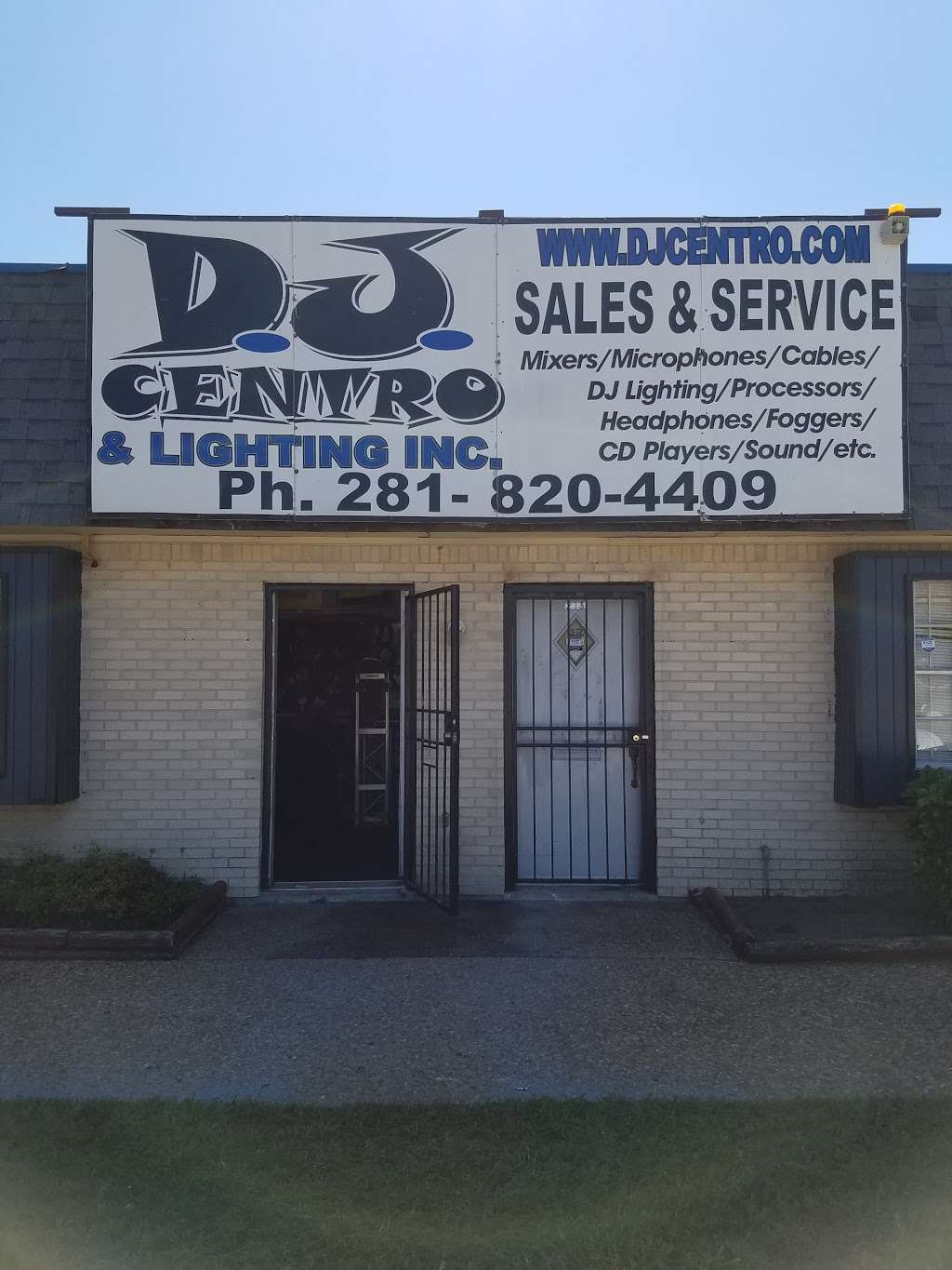 D J Centro & Lighting Inc | 9030 North Fwy # 214, Houston, TX 77037, USA | Phone: (281) 820-4409
