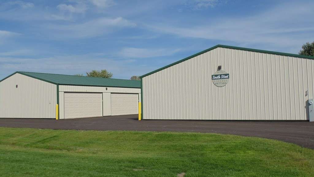 South Street Storage | 529 Thryselius Dr, Elburn, IL 60119, USA | Phone: (630) 777-4516