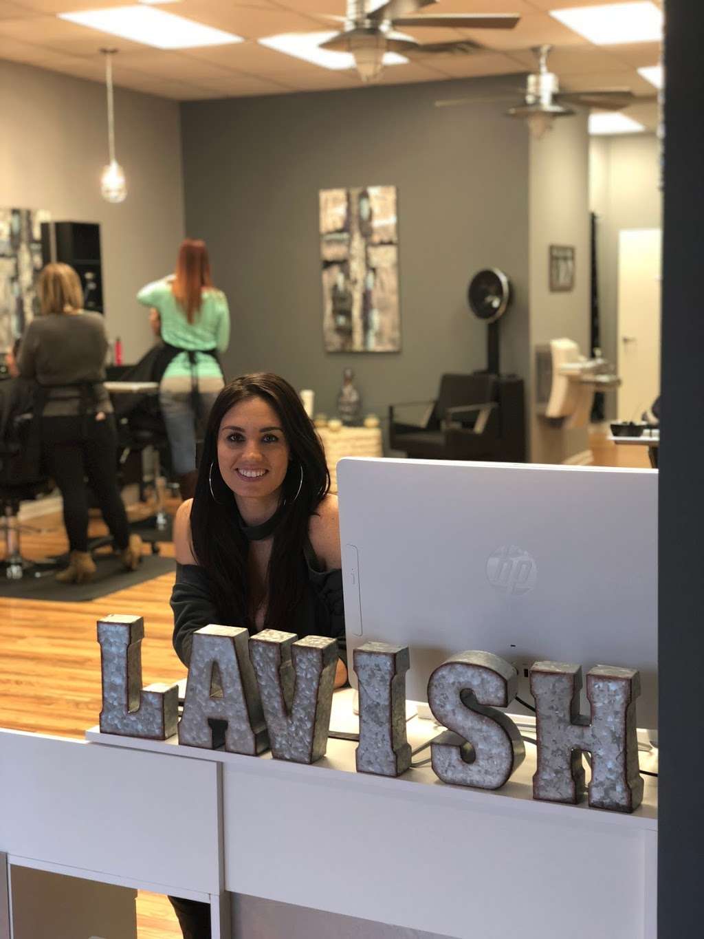 Lavish Lounge Salon | 1444 Pottstown Pike, West Chester, PA 19380, USA | Phone: (610) 679-5115