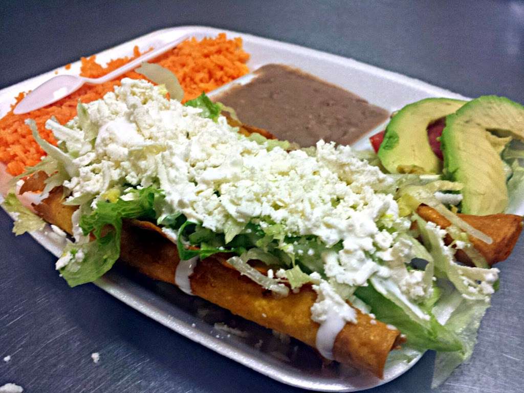 Tacos Azteca | 3705 S Carrier Pkwy #6659, Grand Prairie, TX 75052, USA | Phone: (972) 266-2221