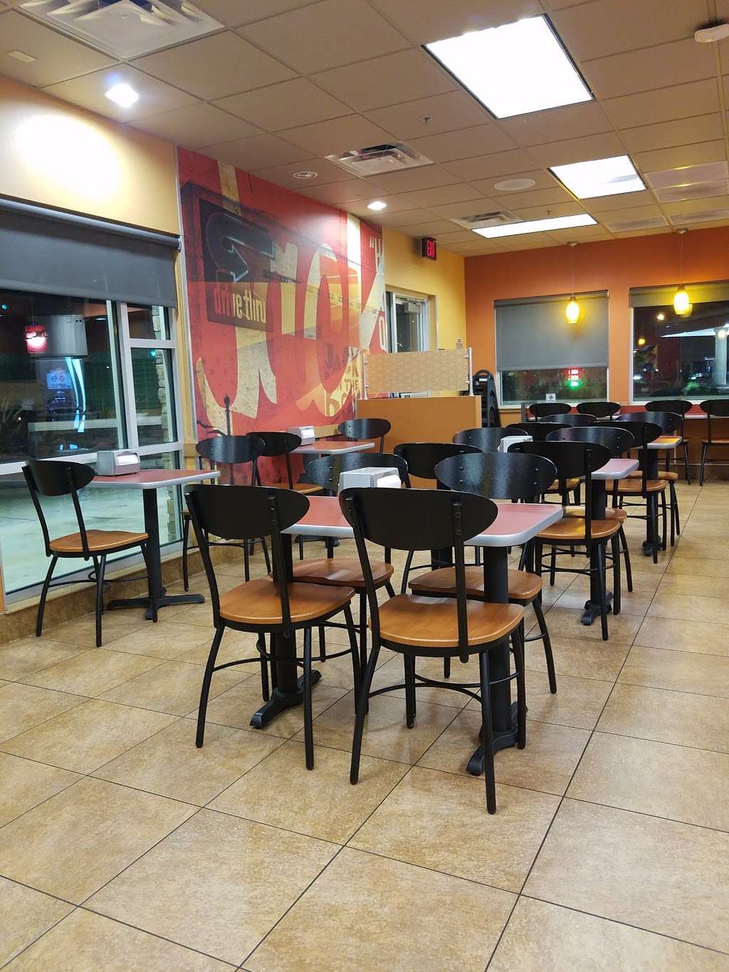 Jack in the Box | 1090 Foothill Blvd, La Verne, CA 91750, USA | Phone: (909) 592-1027