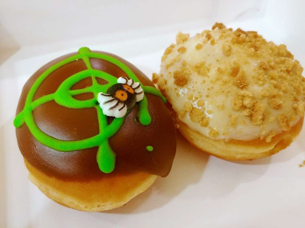 Krispy Kreme | 11050 Rancho Carmel Dr, San Diego, CA 92128, USA | Phone: (858) 521-9051