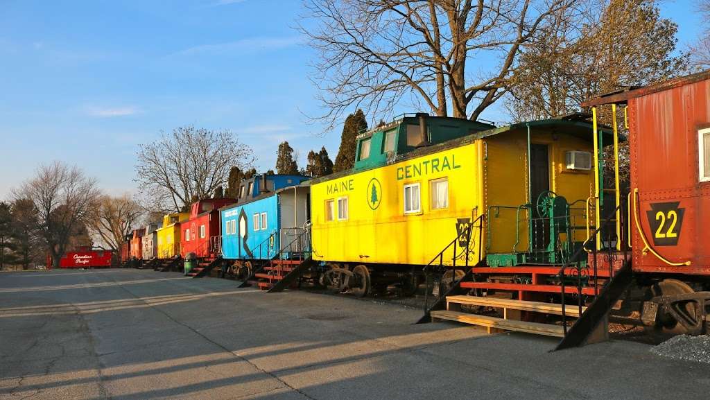 The Red Caboose Motel | 312 Paradise Ln, Ronks, PA 17572, USA | Phone: (717) 687-5000