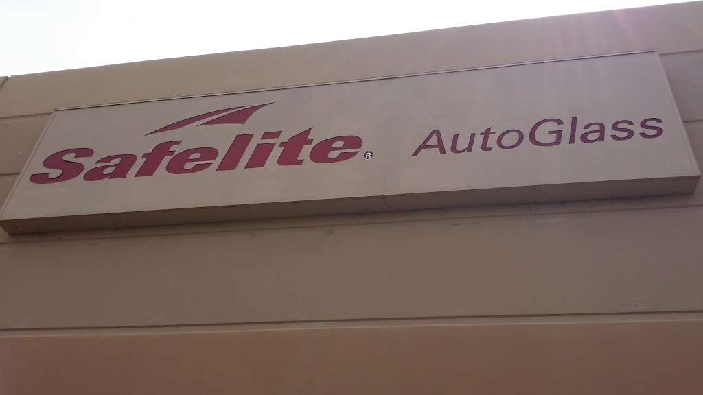 Safelite AutoGlass | 1595 N 113th Ave Ste 100, Avondale, AZ 85392, USA | Phone: (480) 696-6006