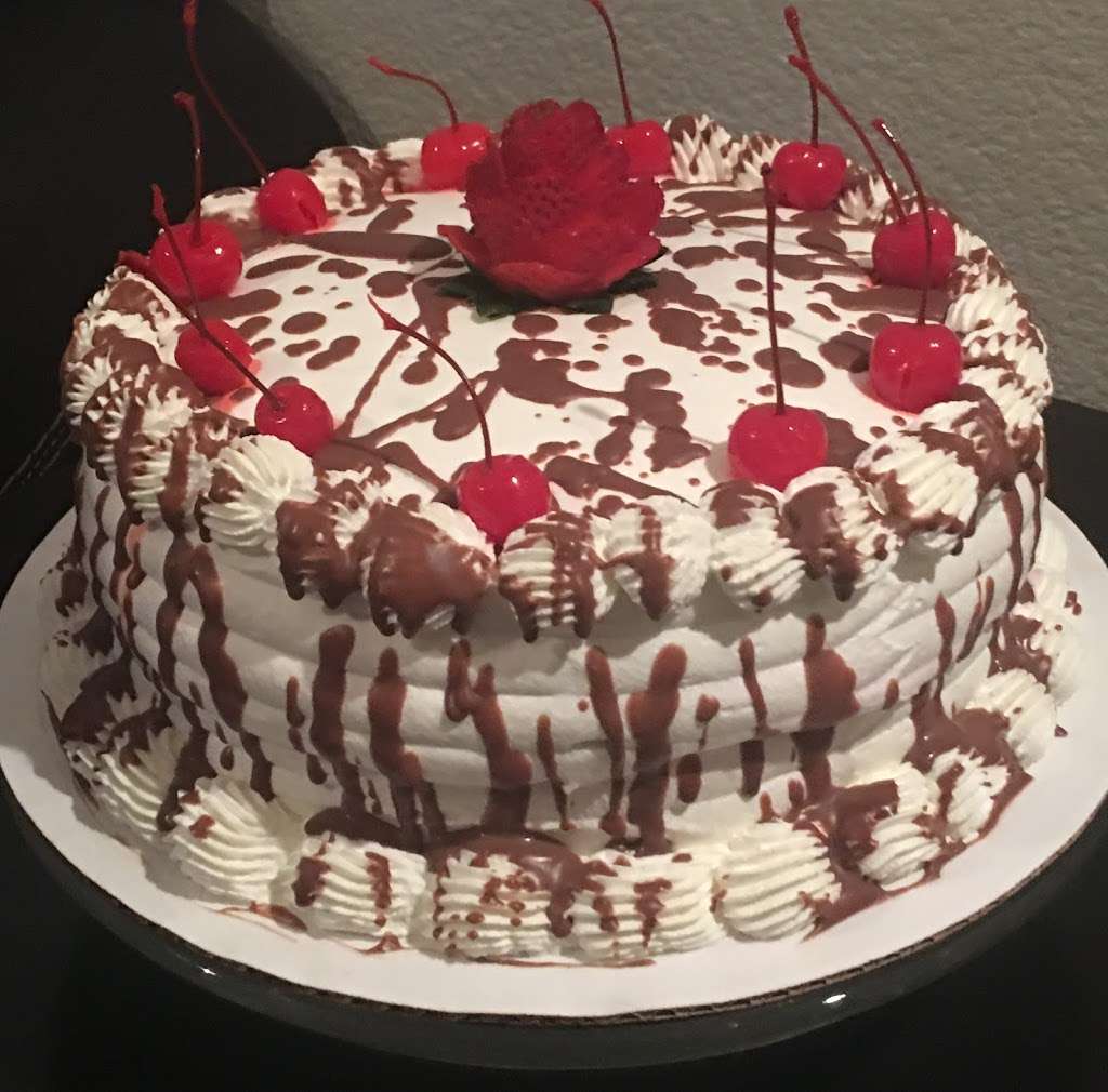 Cakes by Perla | 12224 N 41st Dr, Phoenix, AZ 85029, USA | Phone: (602) 281-2976