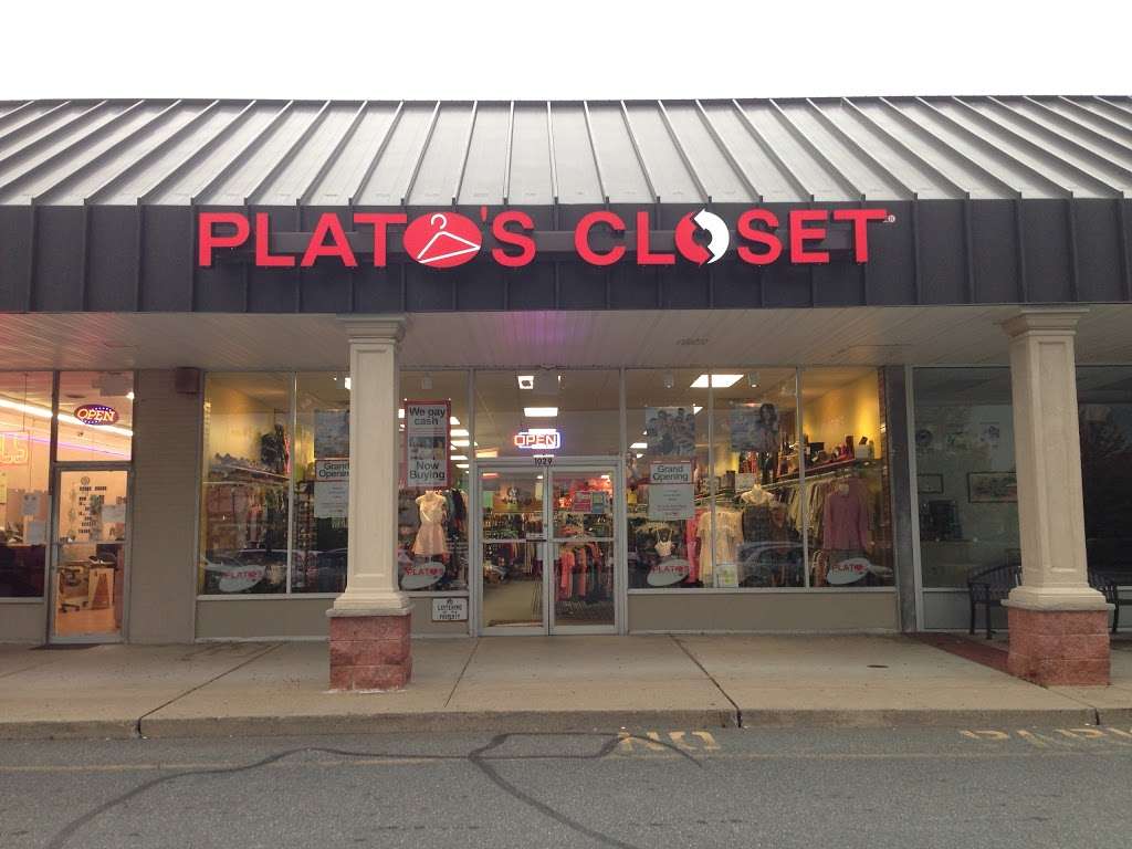 Louis Vuitton Speedy 30 – Plato's Closet Ledgewood, NJ