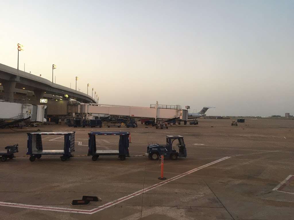 Terminal C20-C39 | Access Rd, Irving, TX 75063, USA