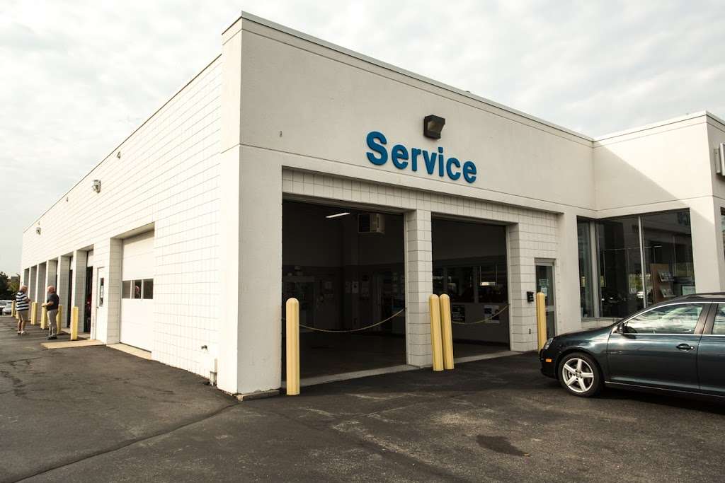 Frank Boucher Volkswagen of Racine | 9601 Washington Ave #200, Racine, WI 53406 | Phone: (262) 886-2886