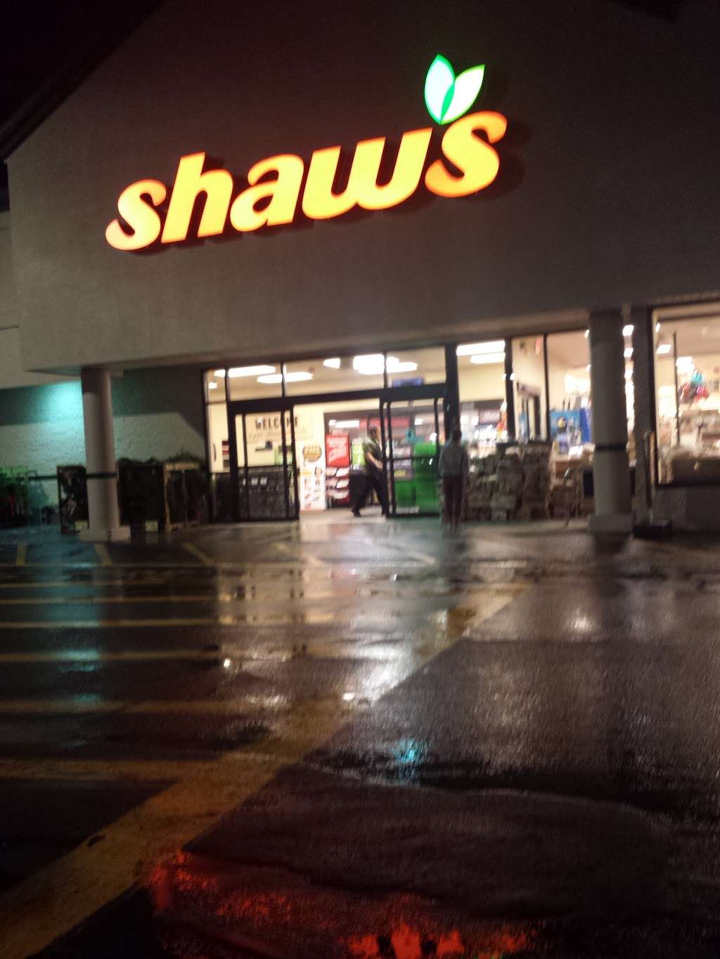 Shaws | 201 Washington St, Hudson, MA 01749, USA | Phone: (978) 562-4549