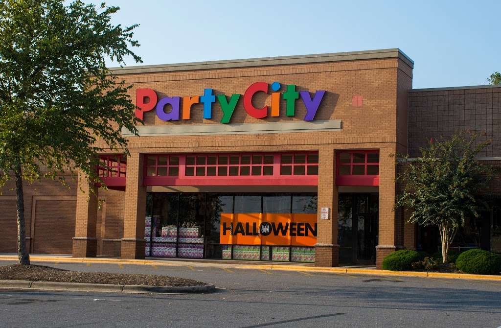 Party City | 1942 Catawba Valley Blvd SE, Hickory, NC 28602, USA | Phone: (828) 327-3220