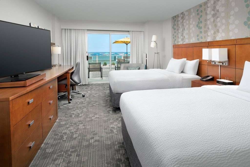 Courtyard by Marriott Ocean City Oceanfront | Two 15th St, Ocean City, MD 21842, USA | Phone: (410) 289-5008