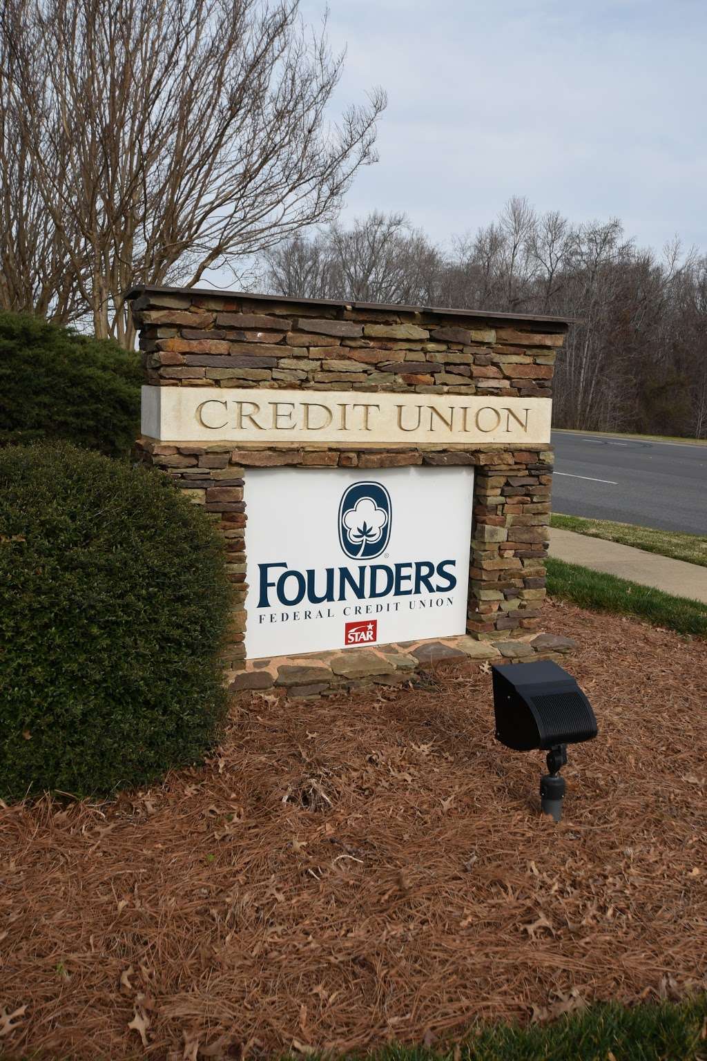 Founders Federal Credit Union | 134 N White St, Fort Mill, SC 29715, USA | Phone: (803) 578-4215