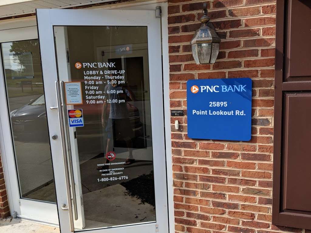 PNC Bank | 25895 Point Lookout Rd, Leonardtown, MD 20650, USA | Phone: (301) 737-3802