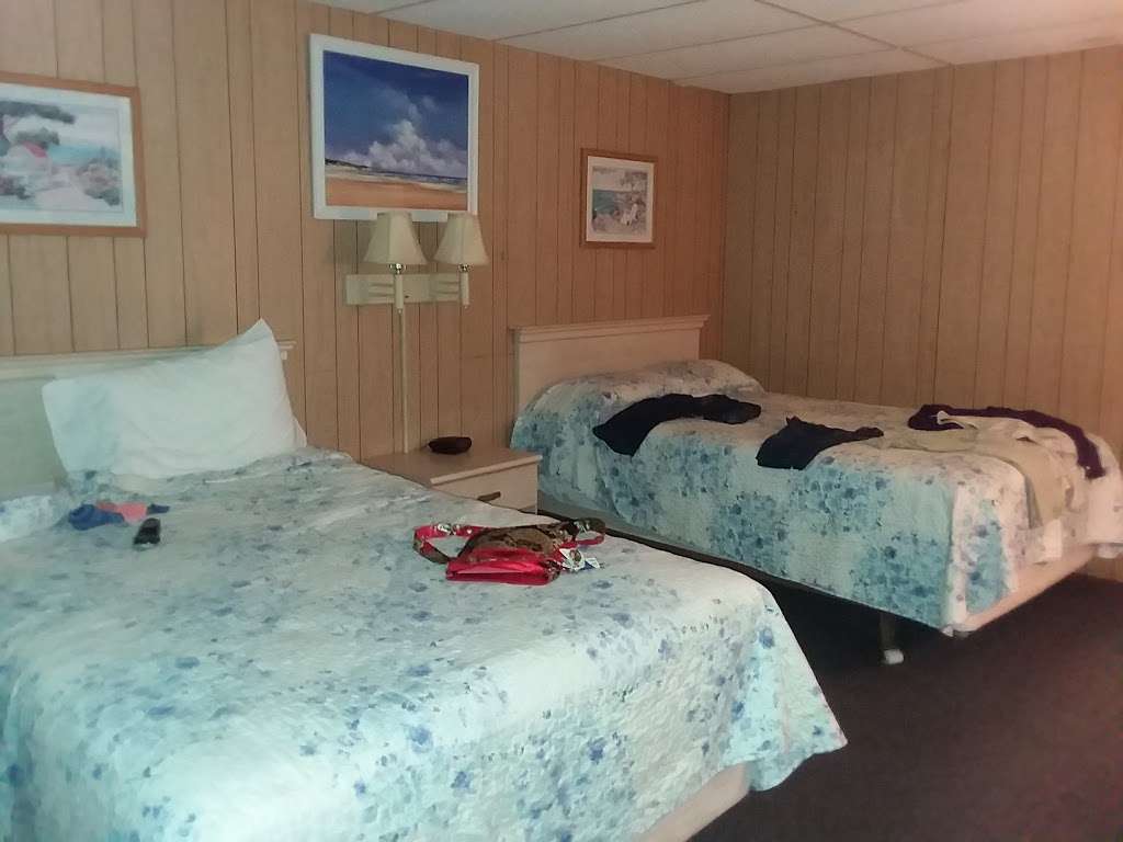 Colony Motel | 65 Hiering Ave, Seaside Heights, NJ 08751, USA | Phone: (732) 830-2113