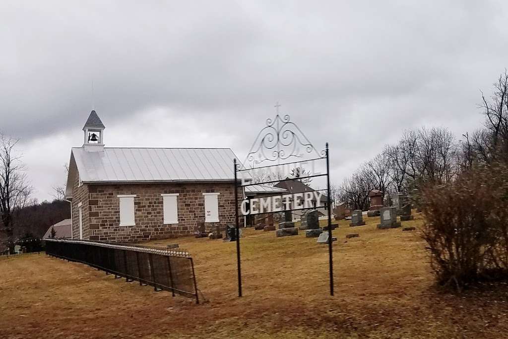 Emmanuel Cemetery | 1168 Pinetown Rd, Lewisberry, PA 17339, USA | Phone: (717) 266-1451