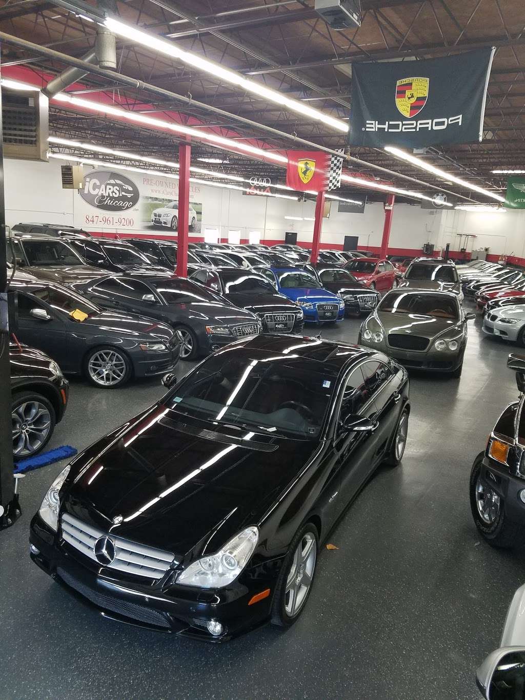 iCars Chicago | 5125 Church St, Skokie, IL 60077 | Phone: (847) 961-9200