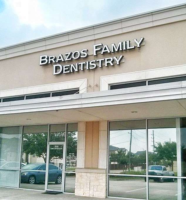 Brazos Family Dentistry - Monique Vu, DDS | 7615 Town Center Blvd, Rosenberg, TX 77471, USA | Phone: (281) 342-0163