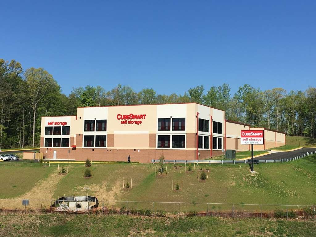 CubeSmart Self Storage | 16744 Jefferson Davis Hwy, Dumfries, VA 22026 | Phone: (703) 291-8494