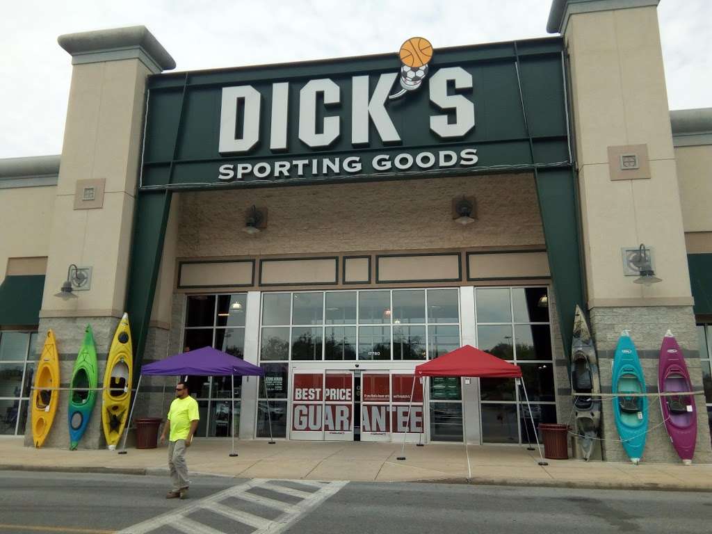 DICKS Sporting Goods | 17780 Garland Groh Blvd, Hagerstown, MD 21740, USA | Phone: (240) 420-0140