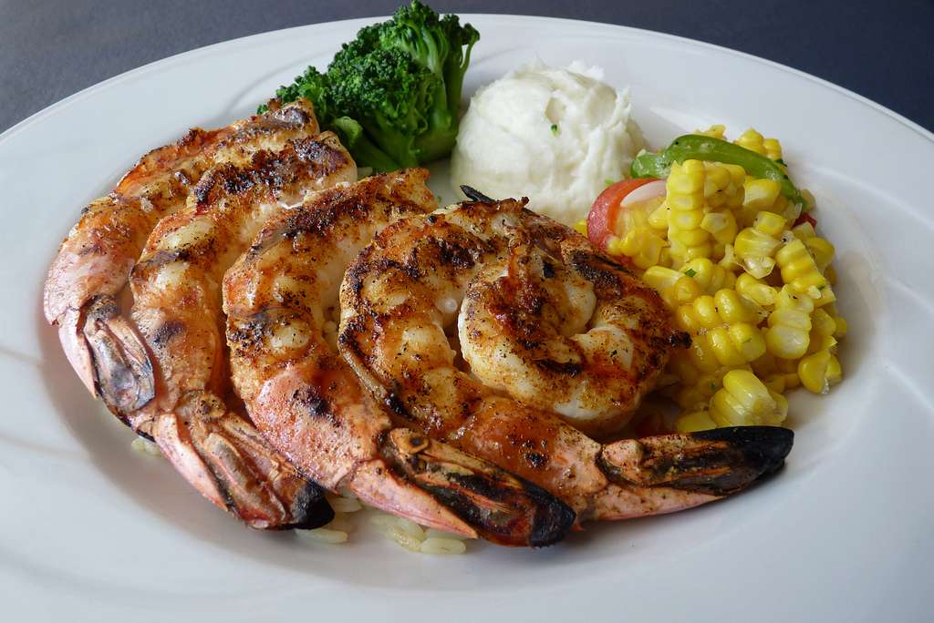 Tommys Seafood Restaurant & Oyster Bar | 2555 Bay Area Blvd, Houston, TX 77058 | Phone: (281) 480-2221