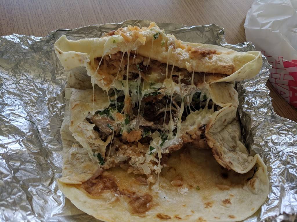 La Pinata Taco Truck | 330 N MacArthur Blvd, Oklahoma City, OK 73127, USA | Phone: (405) 885-3514