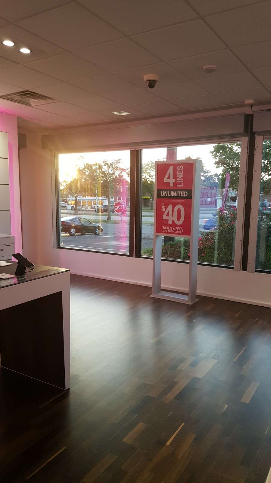 T-Mobile | 9187 Roosevelt Blvd, Philadelphia, PA 19114, USA | Phone: (215) 671-0372 T-Mobile | 9187 Roosevelt Blvd, Philadelphia, PA 19114, USA | Phone: (215) 671-0372