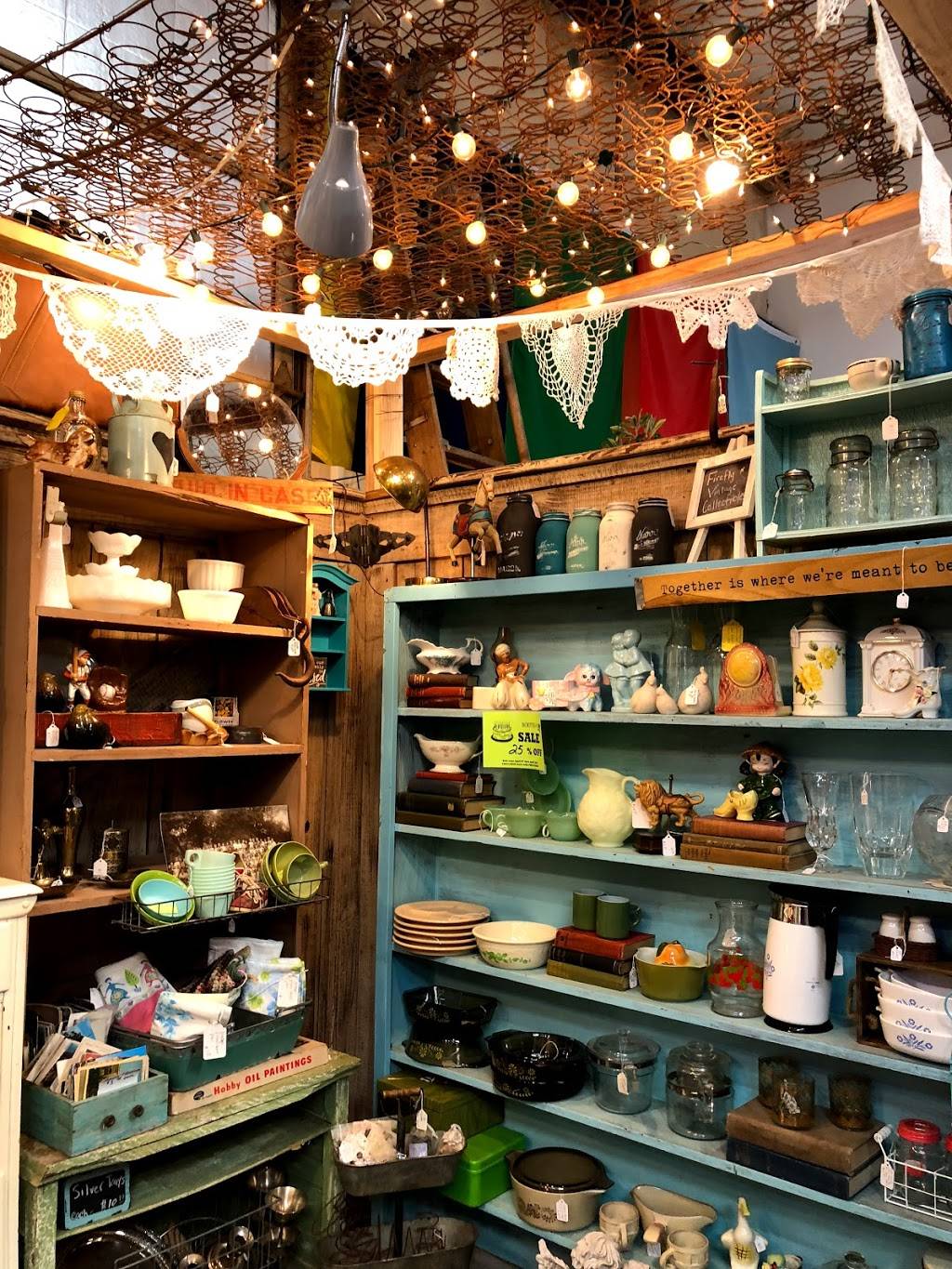 Warehouse Antique Mall | 1200 SE 89th St, Oklahoma City, OK 73149, USA | Phone: (405) 437-7139