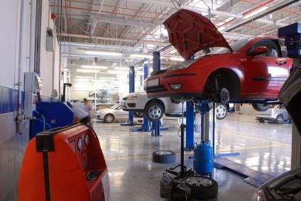 Florida Auto Services | 8135 N Orange Blossom Trail, Orlando, FL 32810, USA | Phone: (407) 294-6919