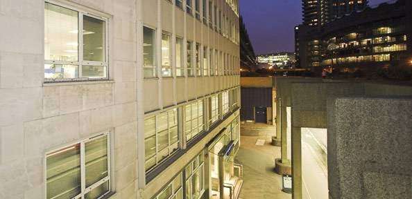 BE Offices Barbican | Business Centres London & UK | CentralPoint, 45 Beech St, London EC2Y 8AD, UK | Phone: 0800 917 4444