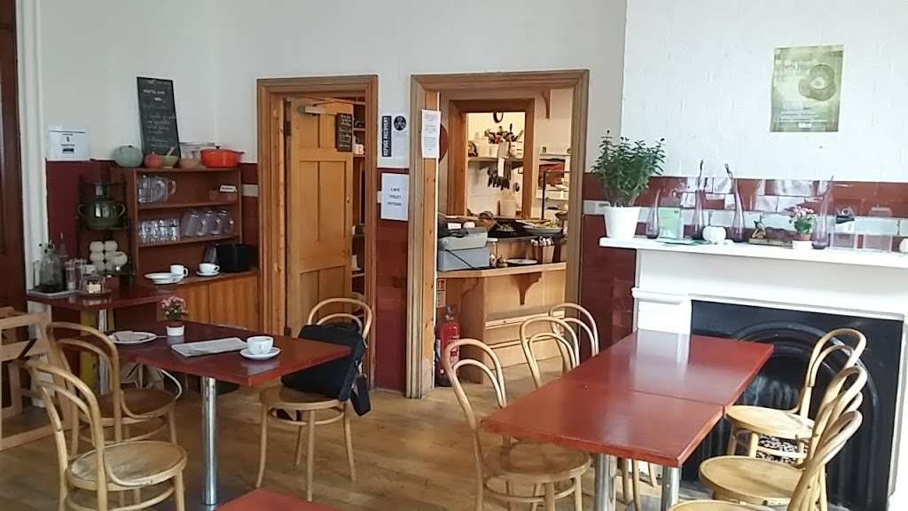 Cafe at Jamyang | The Old Courthouse, 43 Renfrew Rd, Lambeth, London SE11 4NA, UK | Phone: 07934 731058