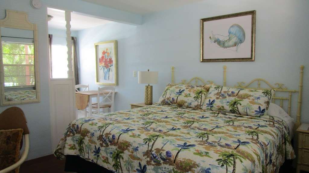 Seahorse Motel | 901 N Ocean Blvd, Pompano Beach, FL 33062 | Phone: (954) 786-1359