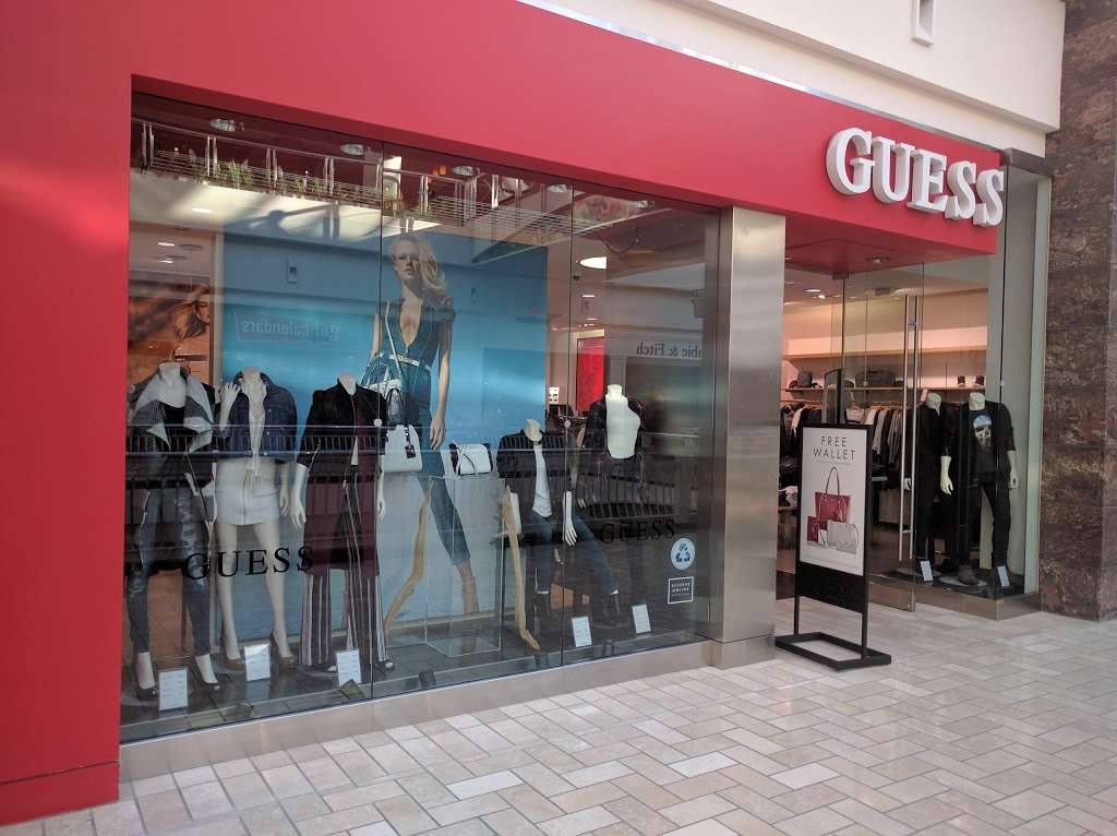 GUESS | 7875 Tyson Corner Center Space N7U, McLean, VA 22102, USA | Phone: (703) 288-5172