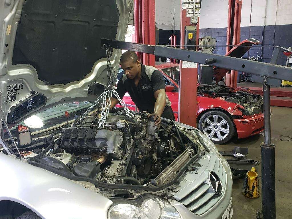 Eurocare Import Car Repair | 21811 TX-249, Houston, TX 77070, USA | Phone: (281) 320-2305